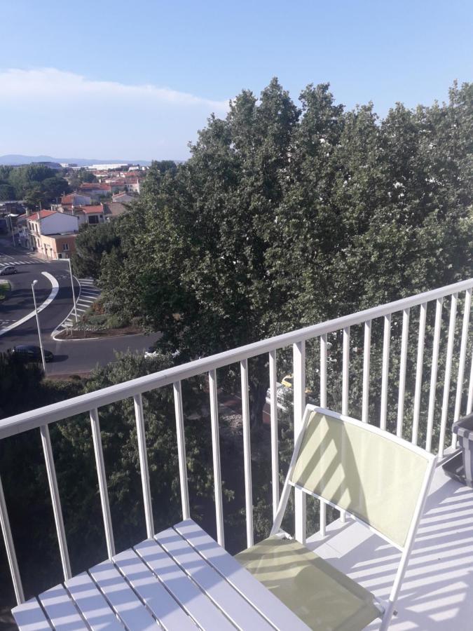 Residence D'Anjou - Grand Studio Avec Balcon Et Parking Privatif Perpignan Luaran gambar