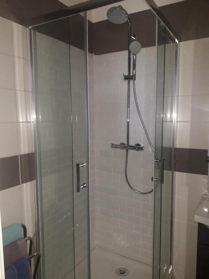 Residence D'Anjou - Grand Studio Avec Balcon Et Parking Privatif Perpignan Luaran gambar